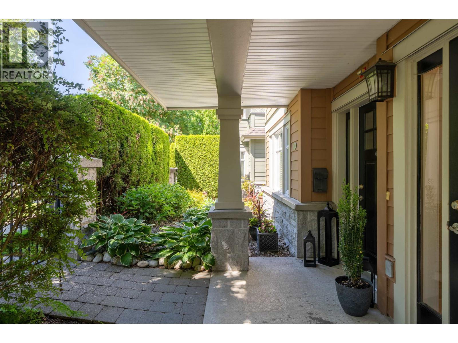 2470 SASAMAT STREET, Vancouver