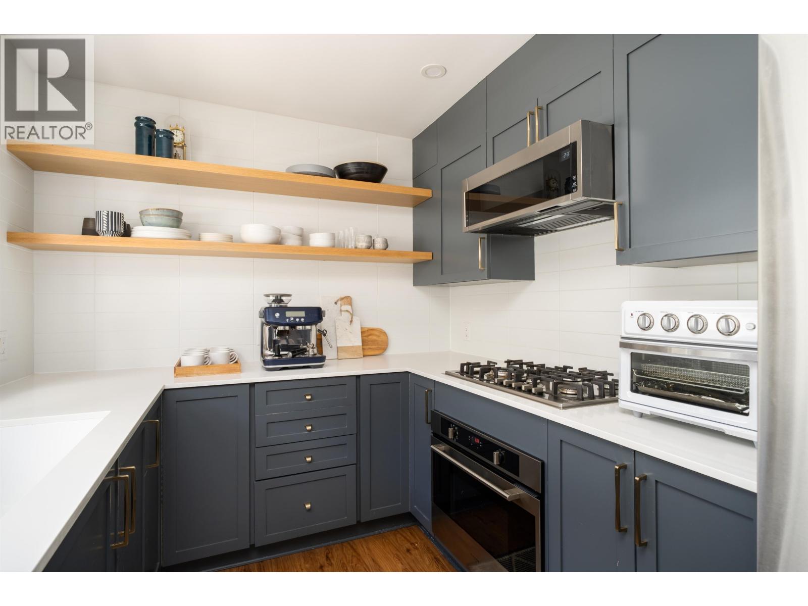 2470 SASAMAT STREET, Vancouver