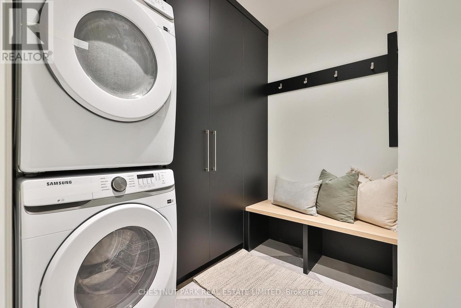 12 GLENVIEW AVENUE - 17