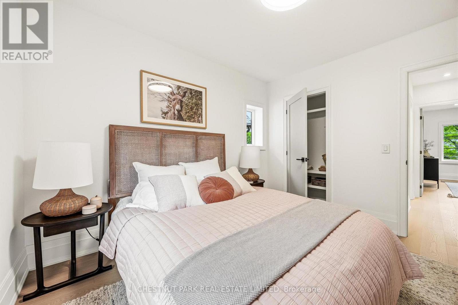 12 GLENVIEW AVENUE - 26