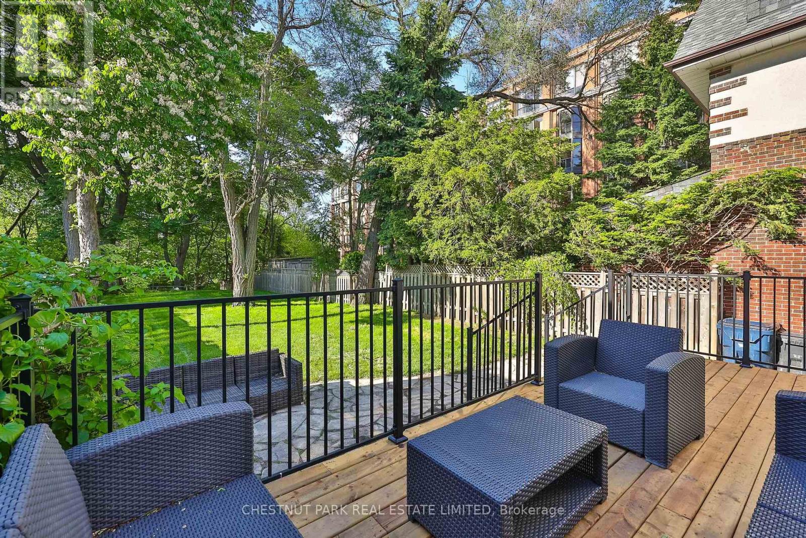 12 GLENVIEW AVENUE - 37