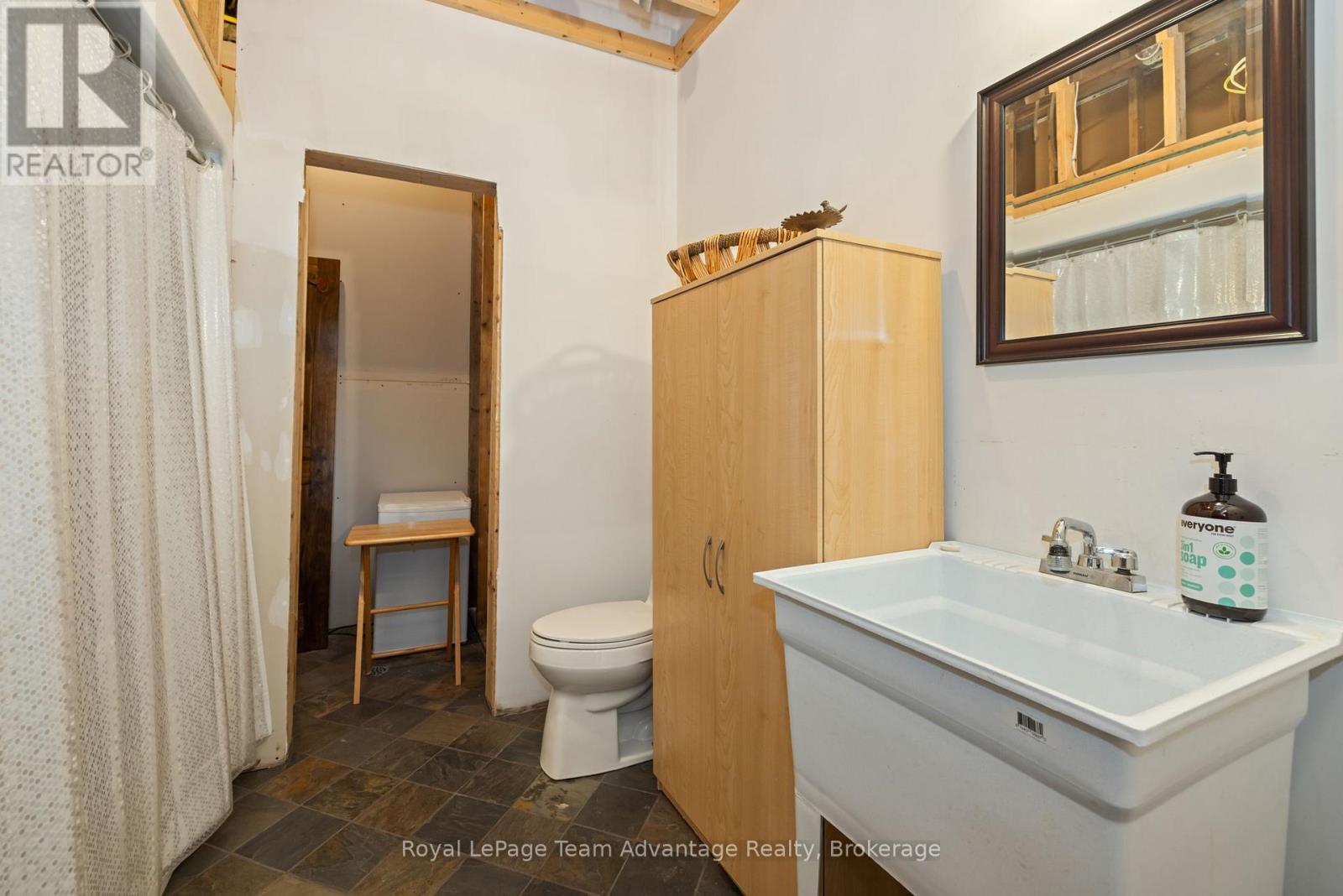 68 LEES ROAD - Image 37