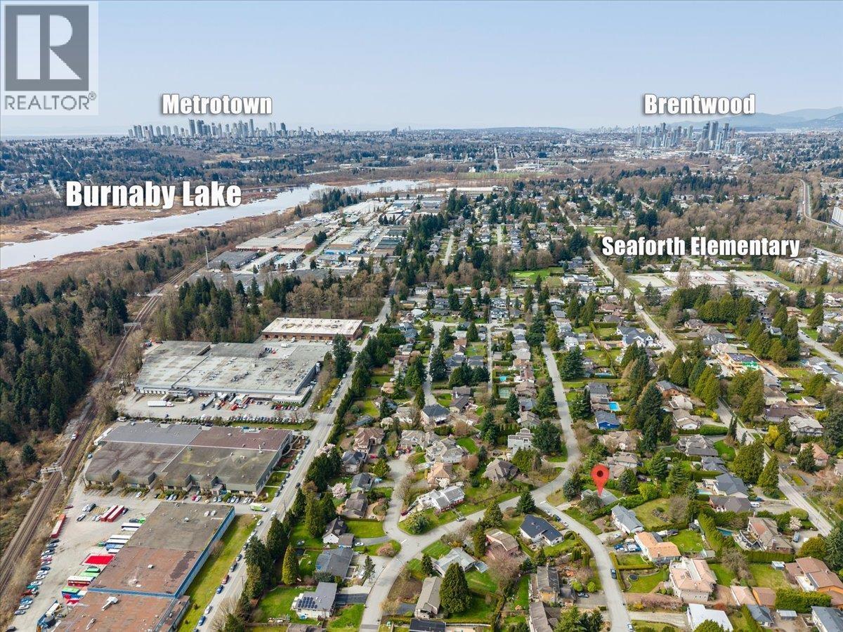 8071 GREENLAKE PLACE, Burnaby