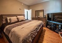 Primary Bedroom - 404 Aikins Street, Winnipeg, MB R2W4H4 Photo 8