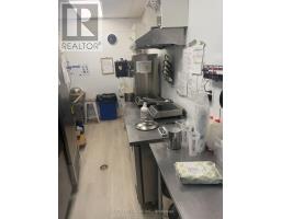 101 - 330 Highway 7 E, Richmond Hill, ON L4B3P8 Photo 12