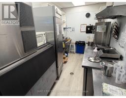 101 - 330 Highway 7 E, Richmond Hill, ON L4B3P8 Photo 13