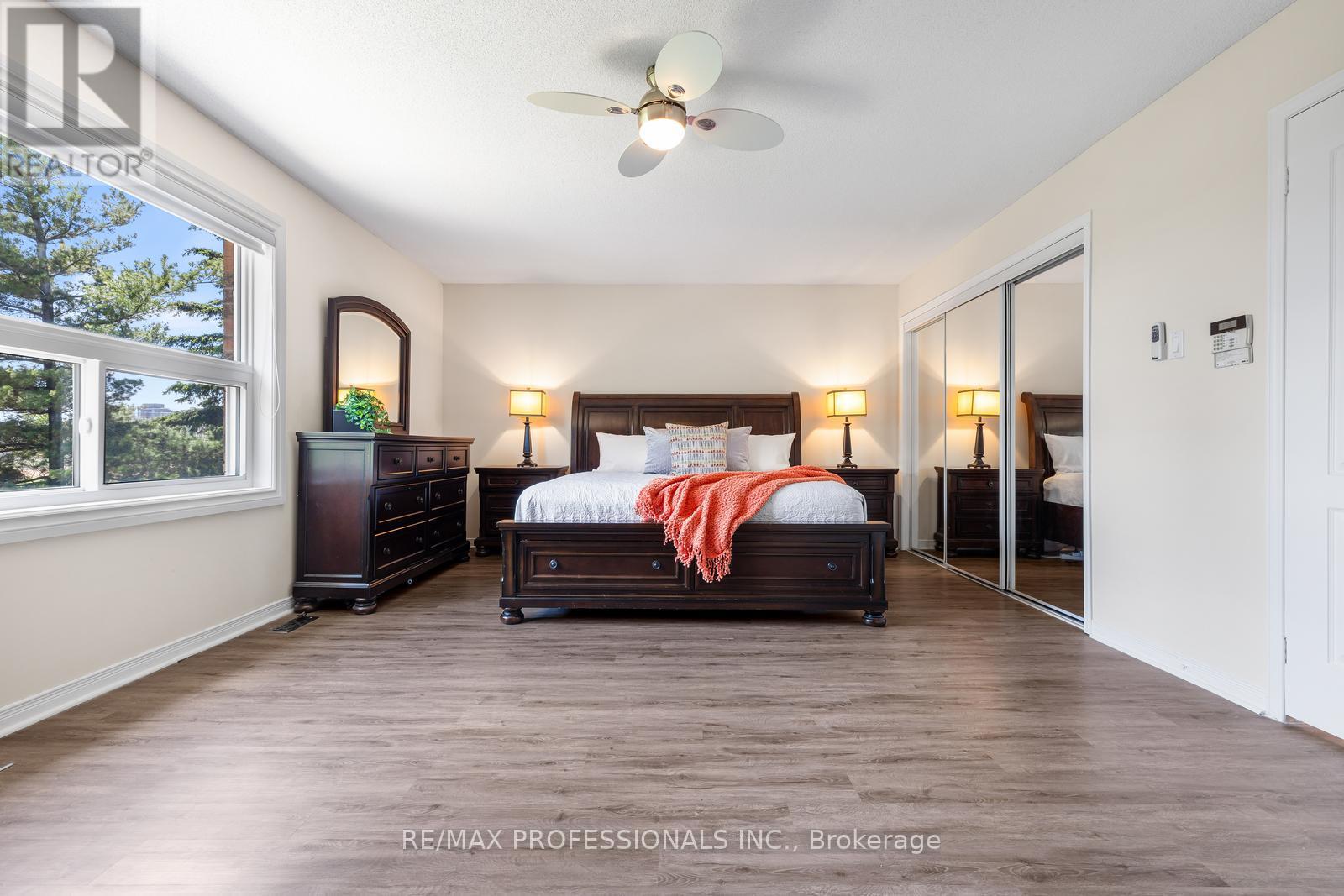 106 HOLLYBUSH DRIVE - 23