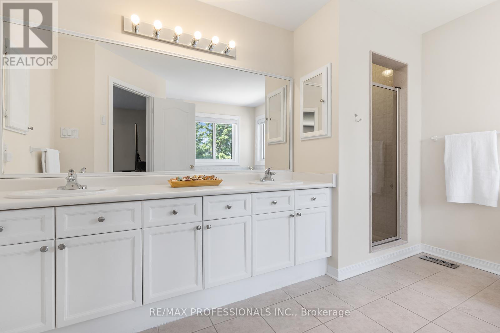 106 HOLLYBUSH DRIVE - 27