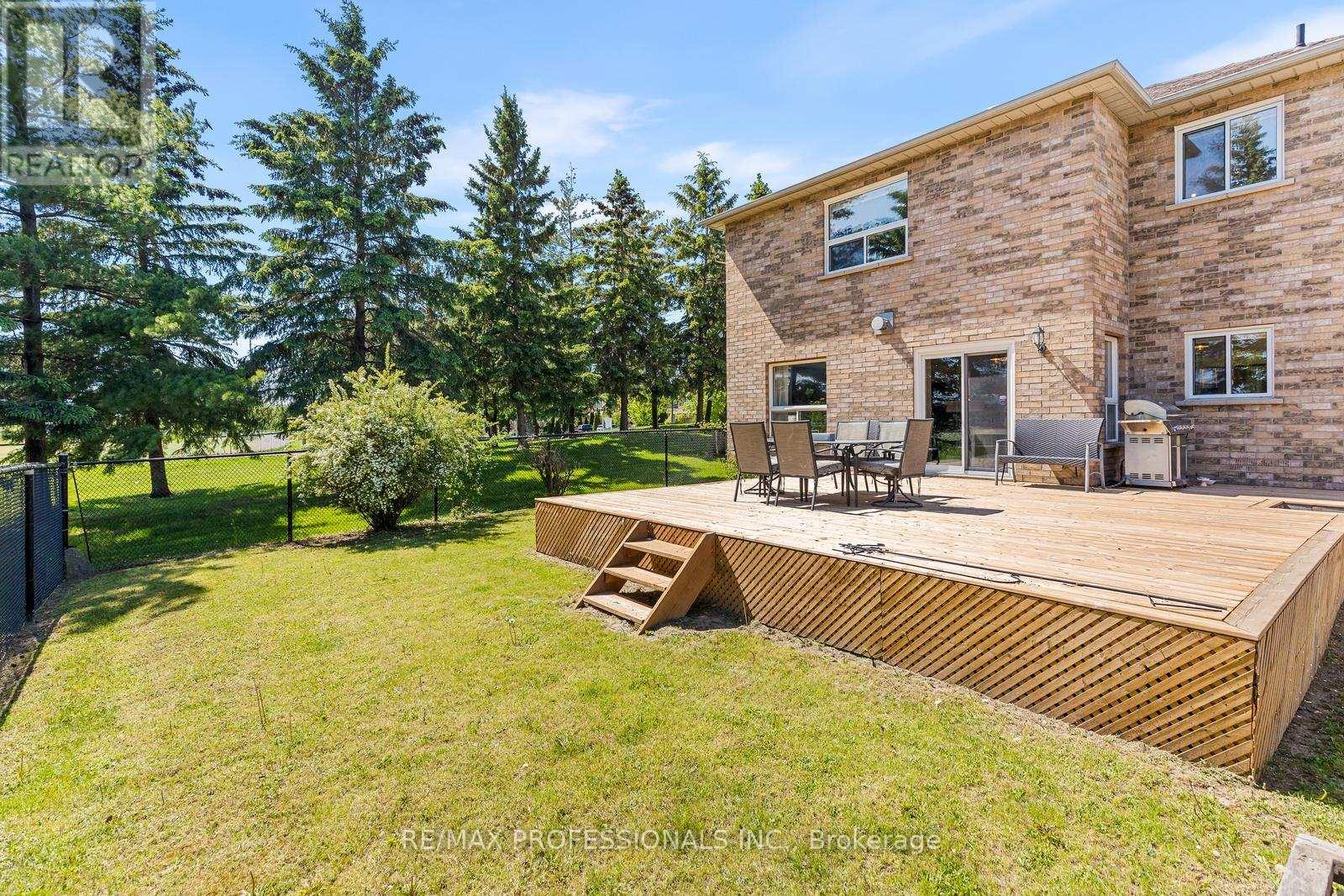 106 HOLLYBUSH DRIVE - 38