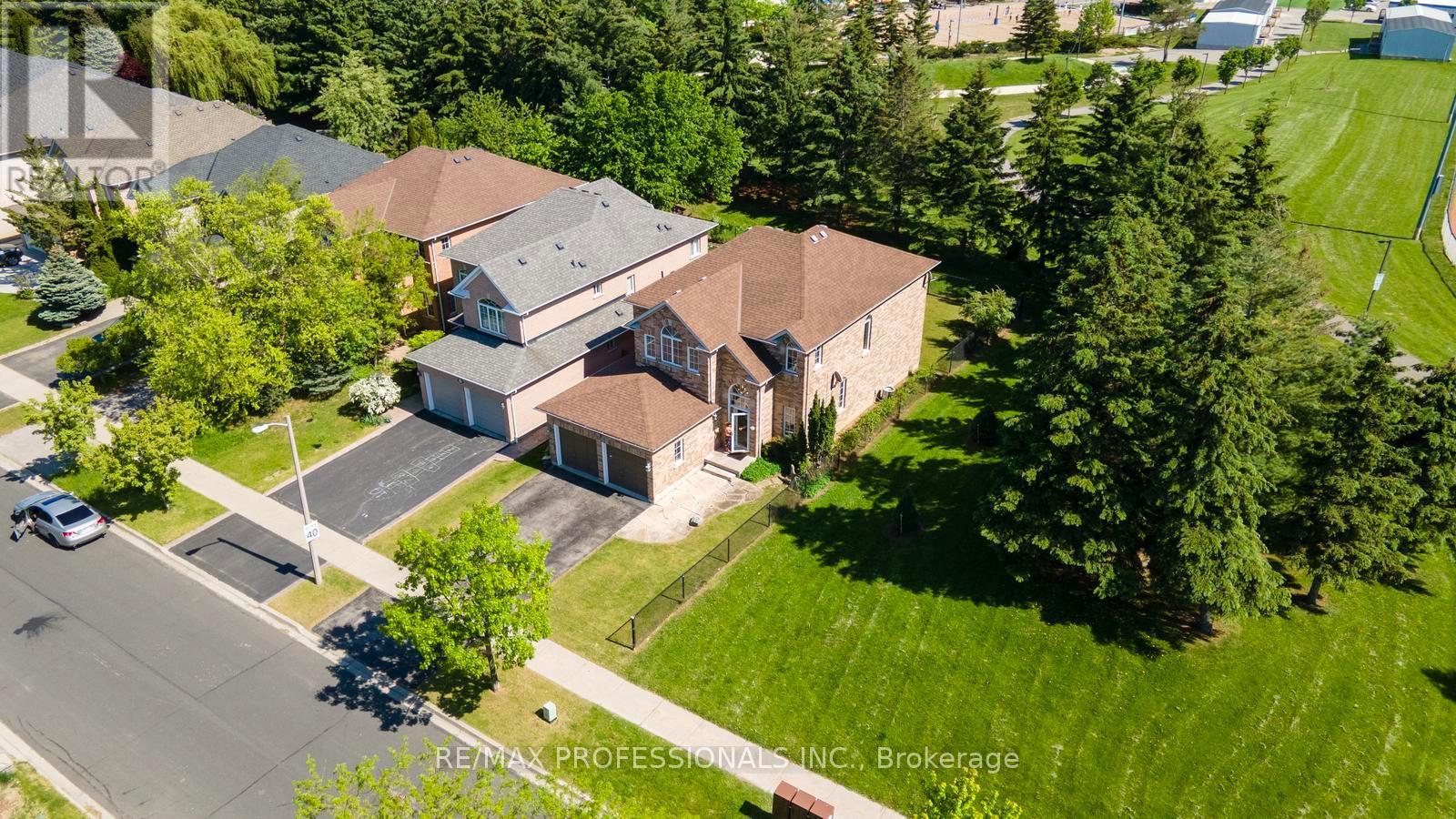 106 HOLLYBUSH DRIVE - 46