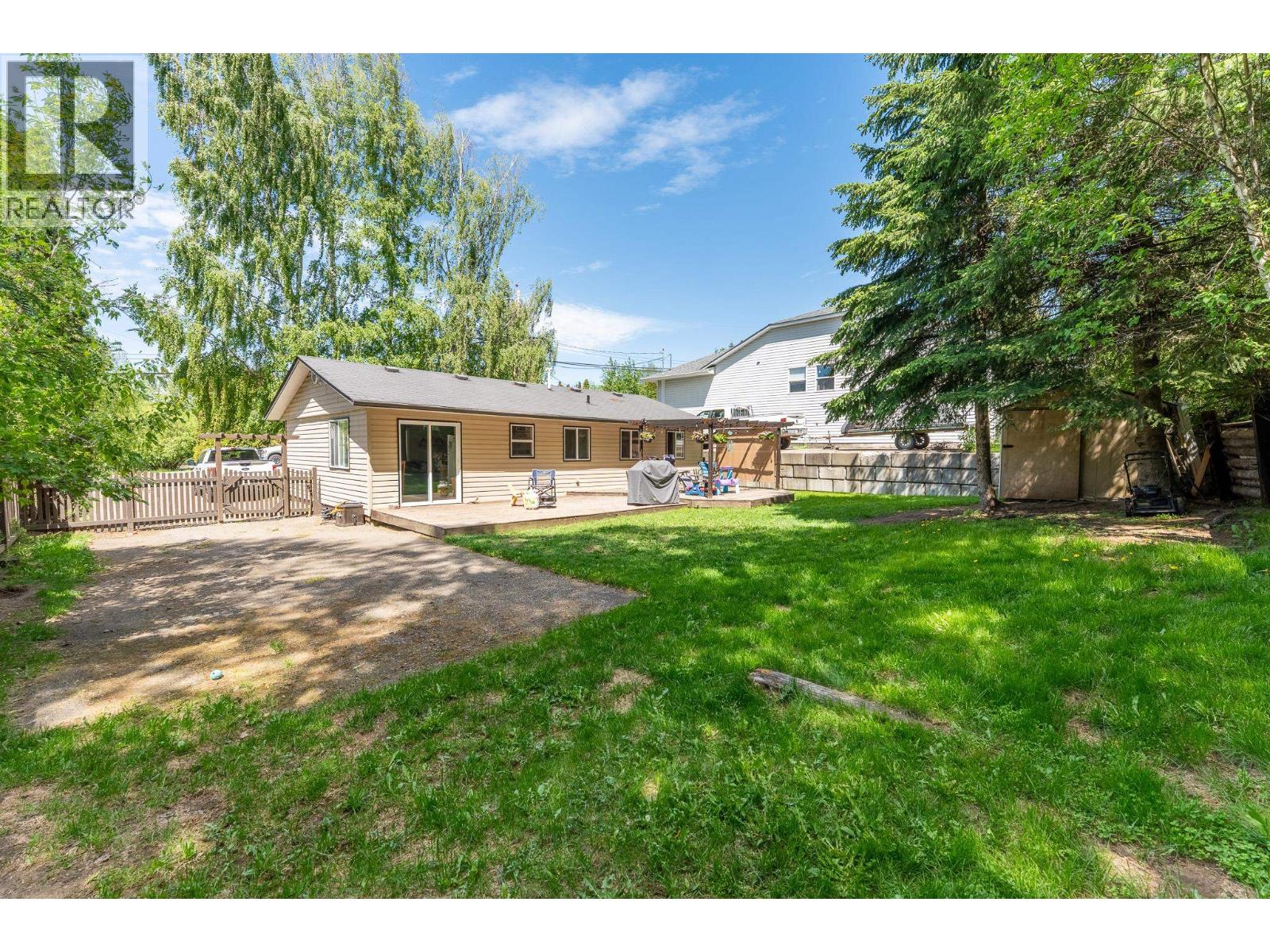 2073 WOODHAVEN DRIVE - 10