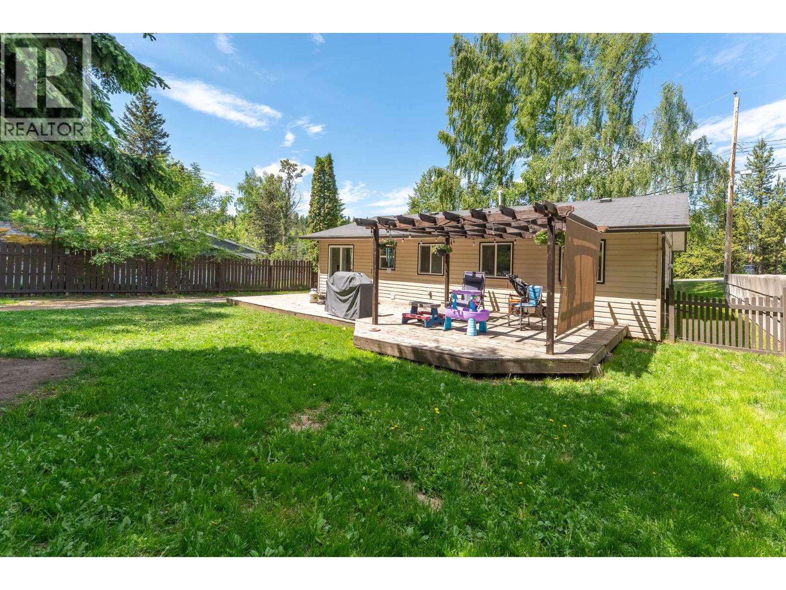 2073 WOODHAVEN DRIVE - 8