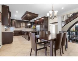 14225 69a Avenue, Surrey, BC V3W1A5 Photo 6