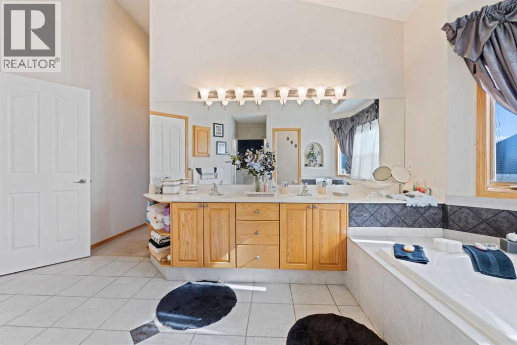 16 Arbour Estates View NW - 24
