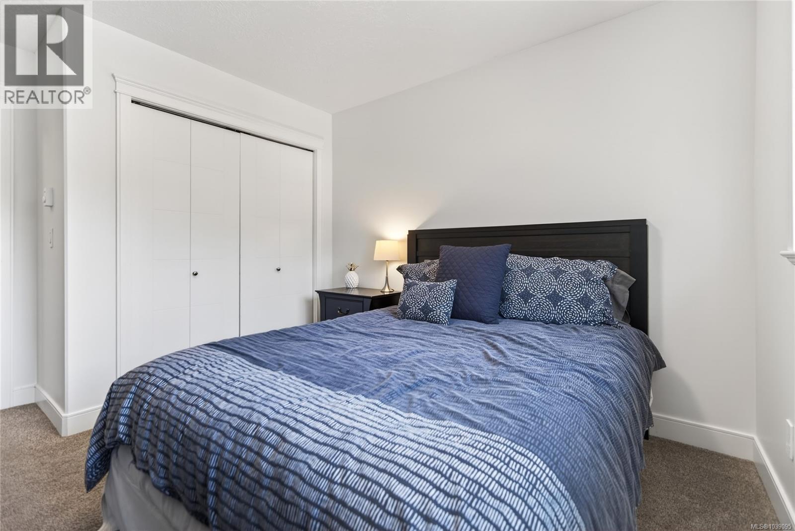 #133 2077 20th St - 33