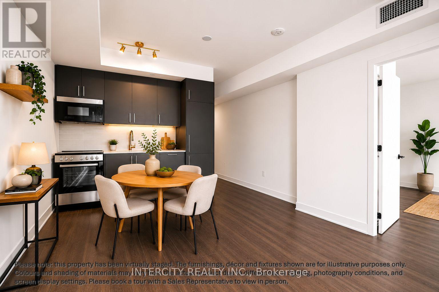 #215 2075 KING ROAD - 15