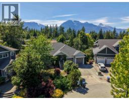 1001 Condor Place, Squamish, BC V8B0P4 Photo 17