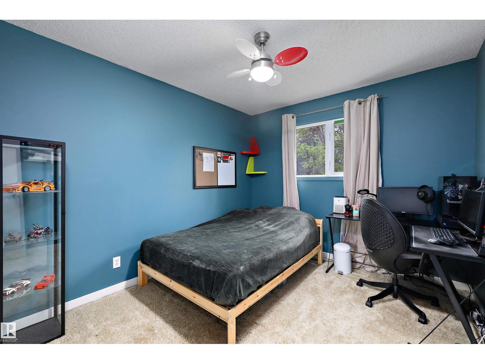 52 ALEXANDER DR — photo 23