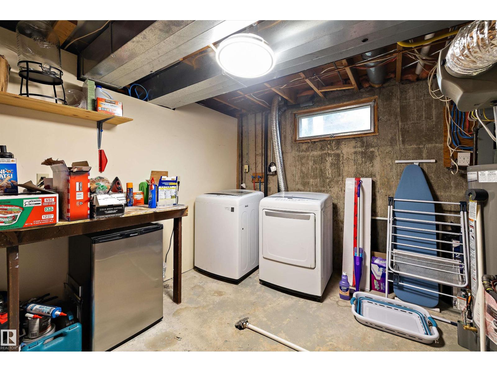 52 ALEXANDER DR — photo 38