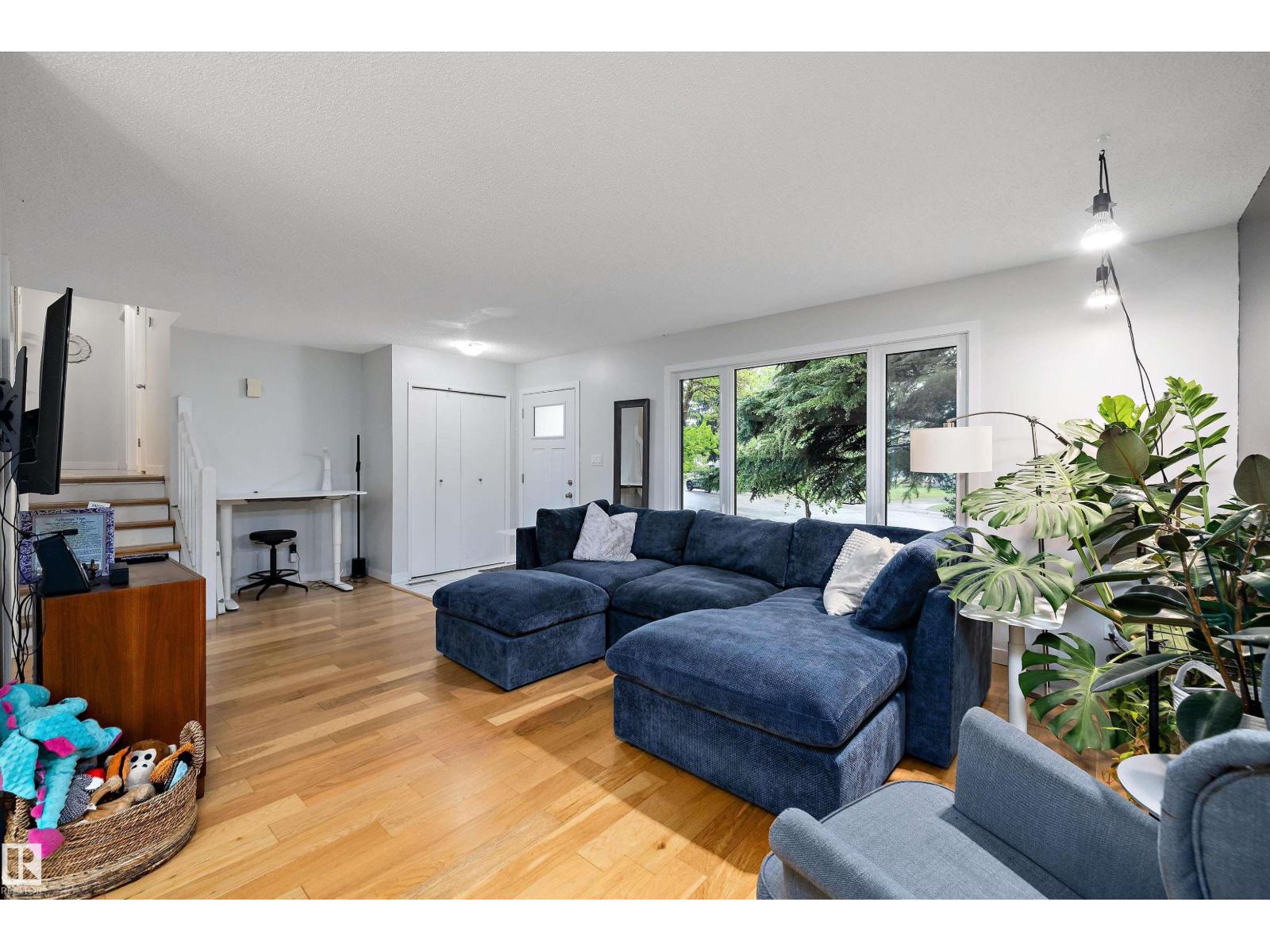 52 ALEXANDER DR — photo 7