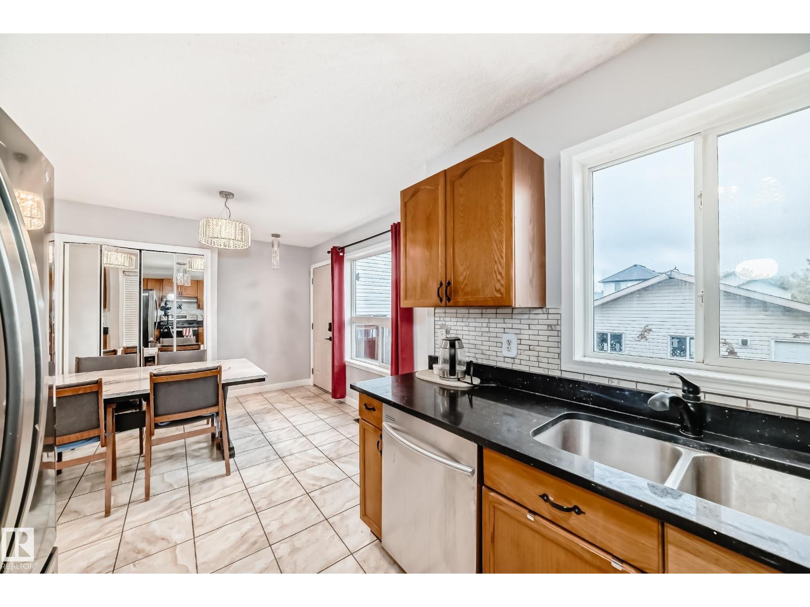 8 CAMPBELL CO — photo 14