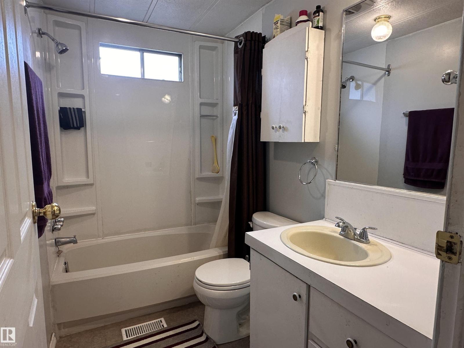 4612 50 ST - 30