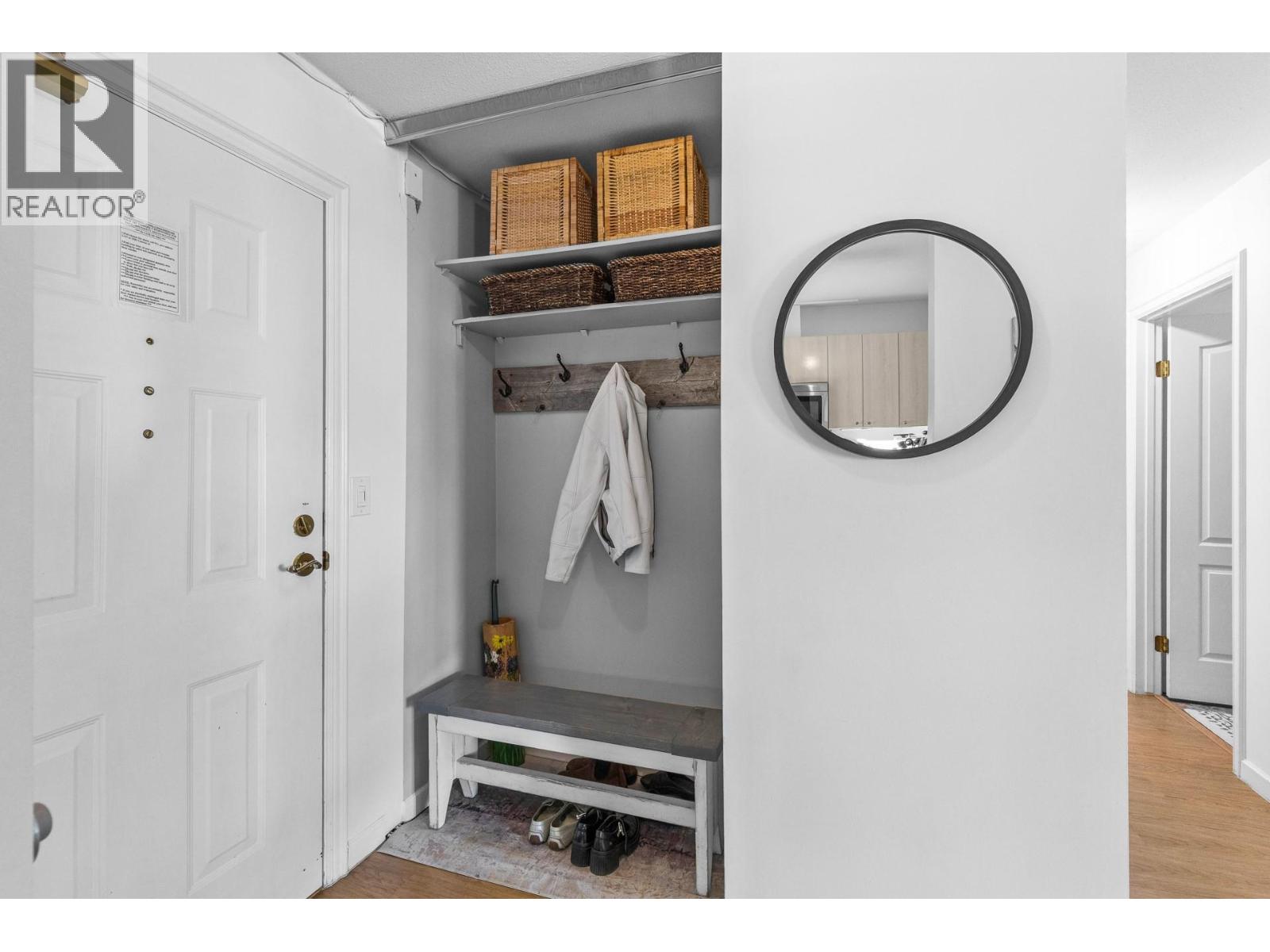 3157 Casorso Road Unit# 105 photo 5