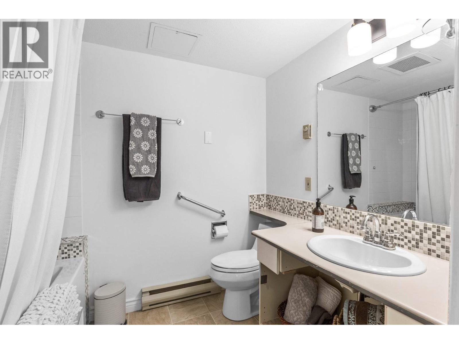 105 3157 Casorso Road, Kelowna