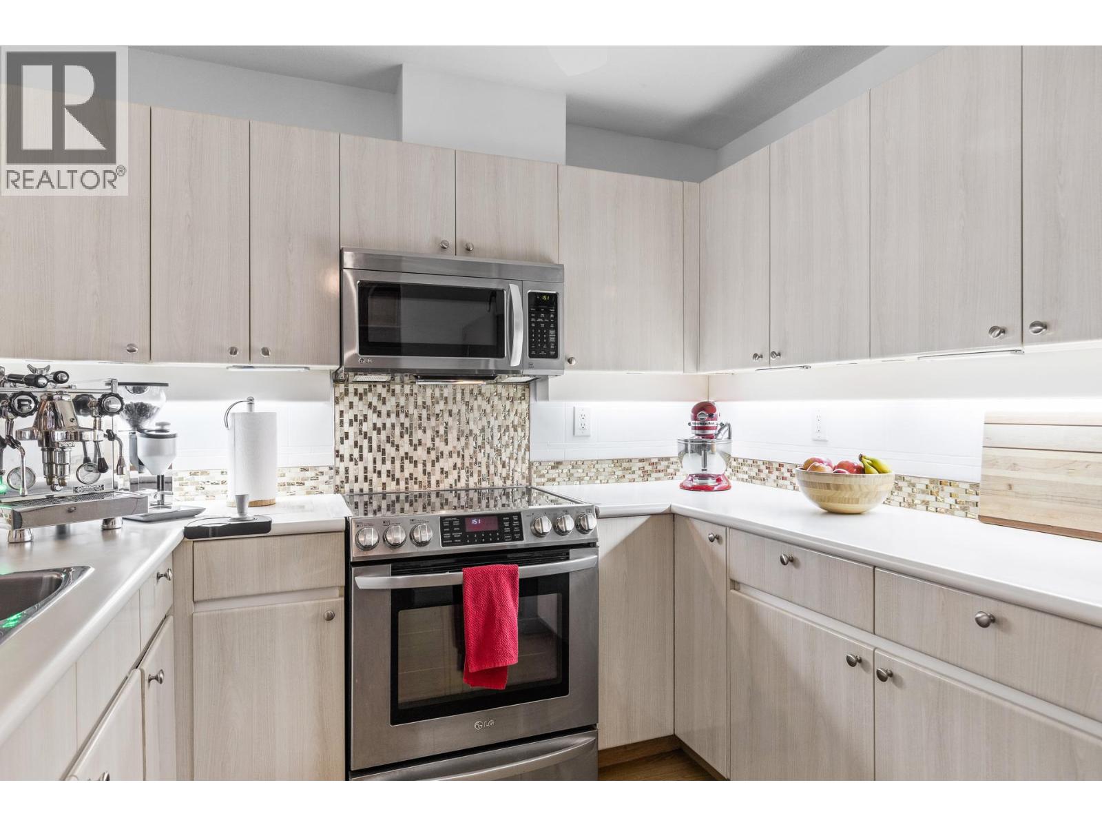 #105 3157 Casorso Road - 7