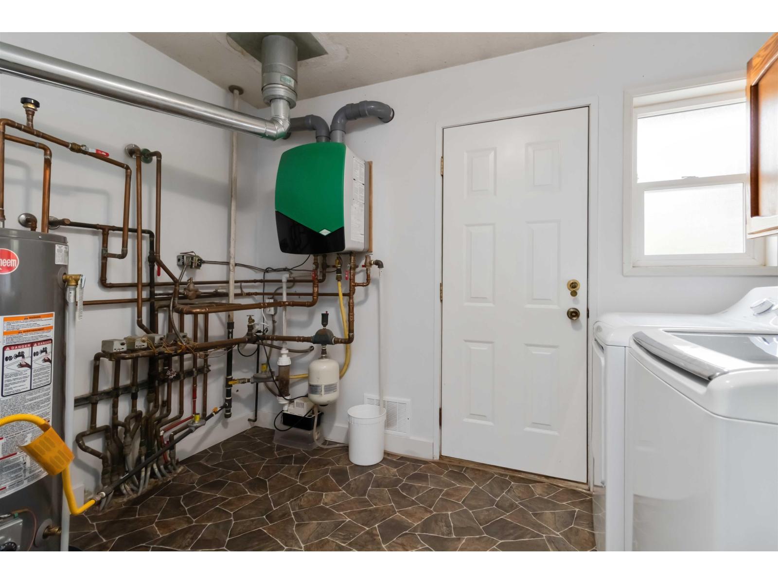 9220 COOTE STREET, Chilliwack Proper East, Chilliwack
