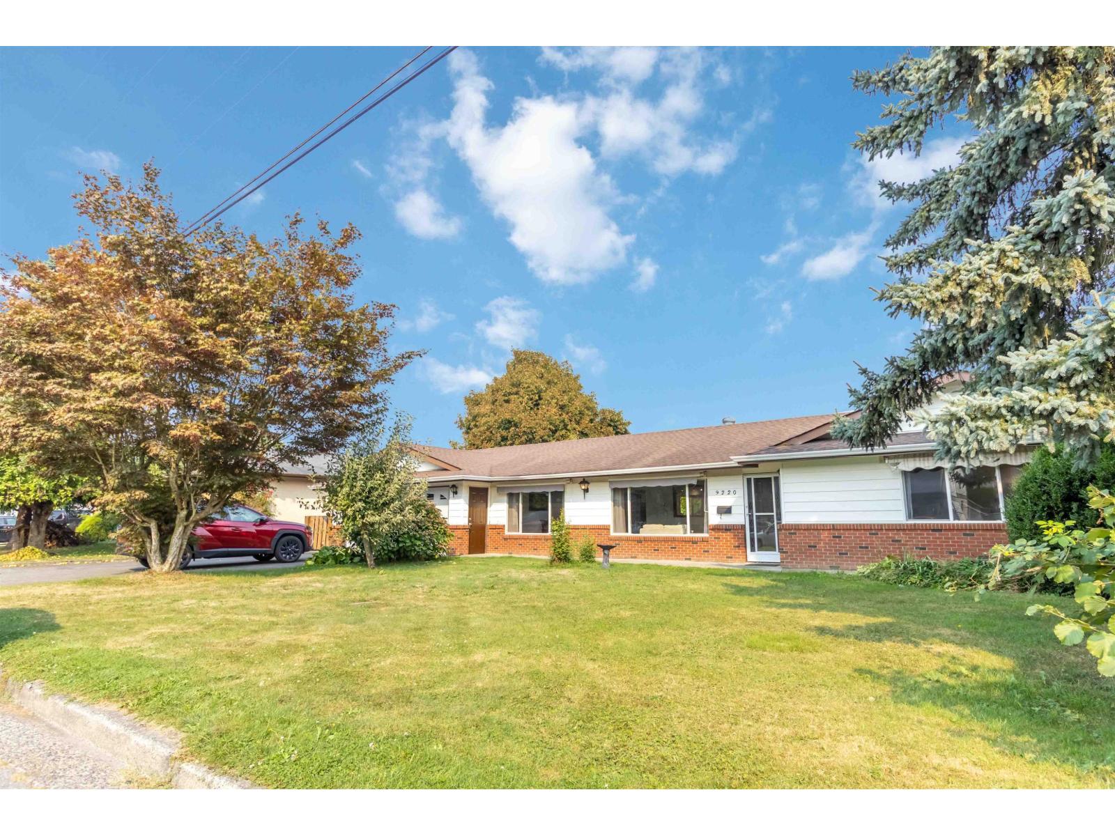 9220 COOTE STREET, Chilliwack Proper East, Chilliwack