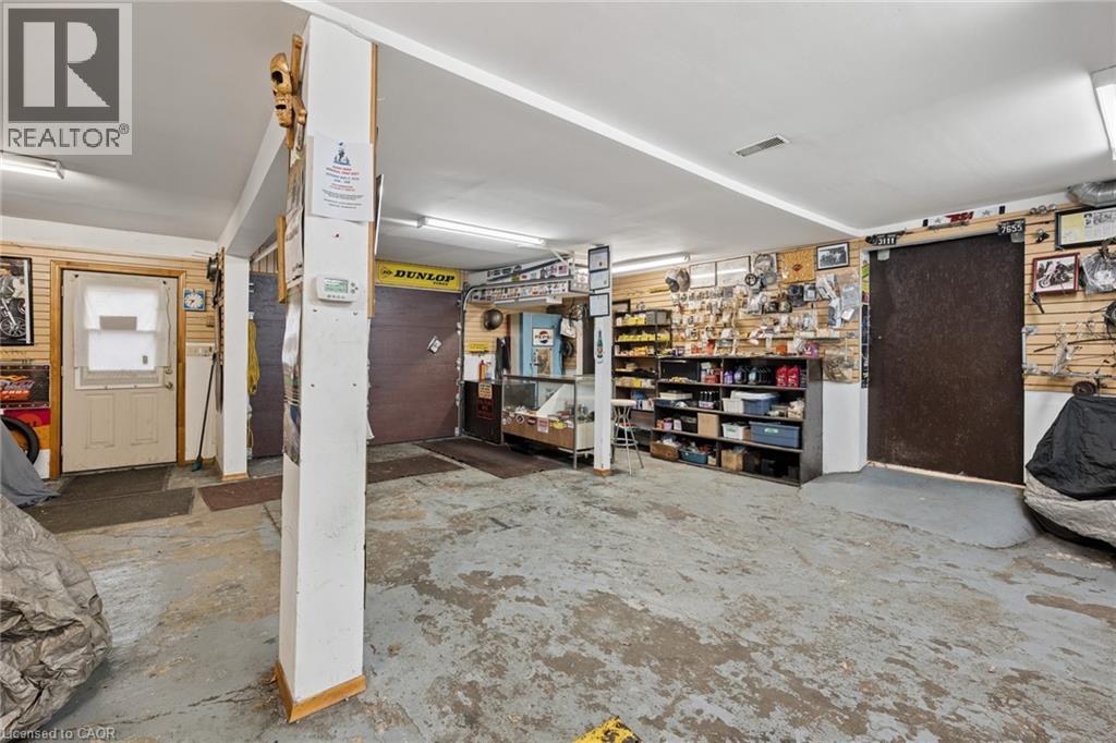 3659 NAFZIGER Road - 39