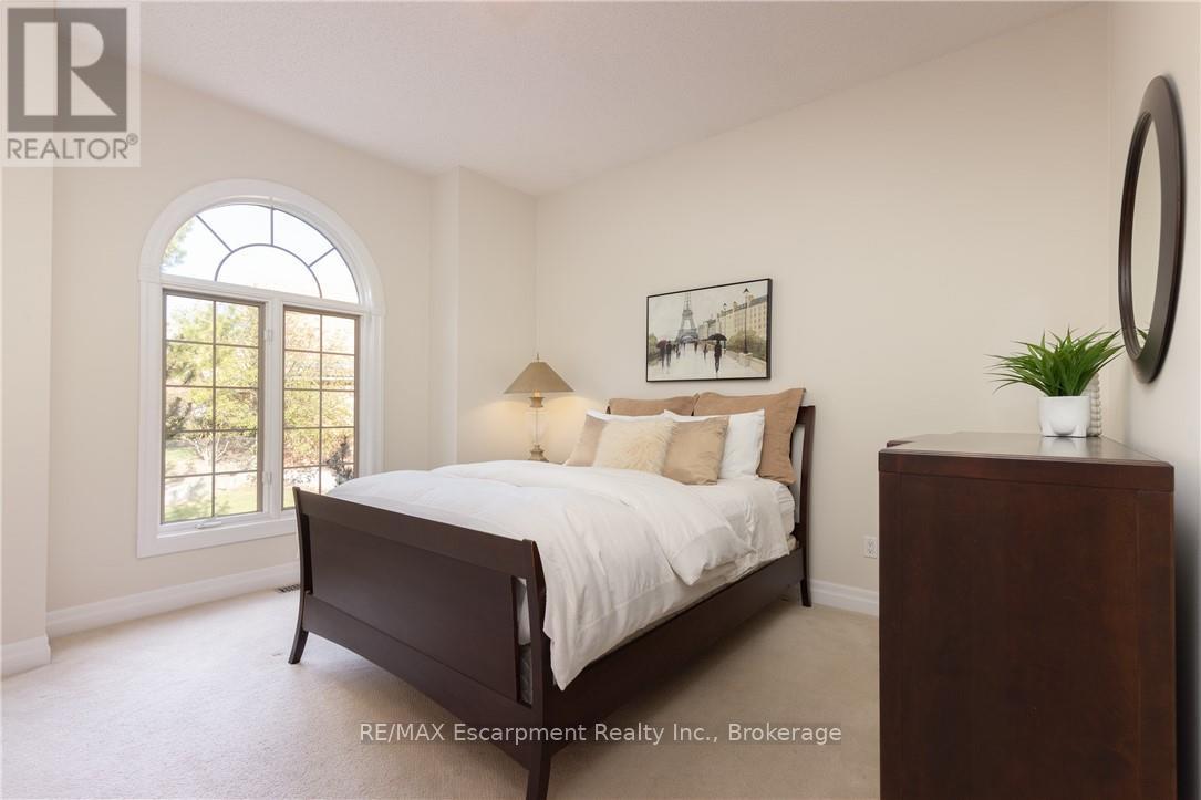 1285 BEAUFORT DRIVE - 22