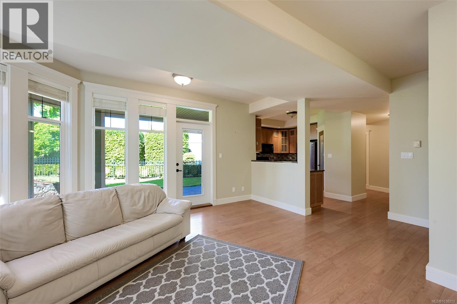 1287 Eston Pl - 66