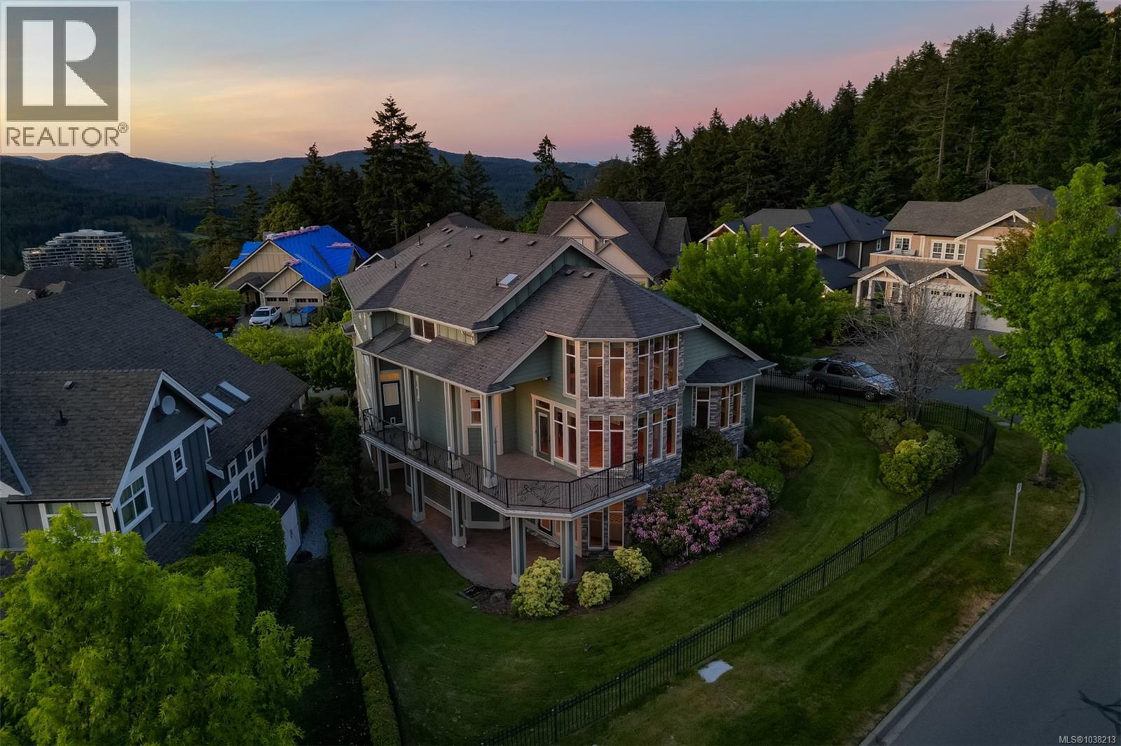 1287 Eston Pl - 89