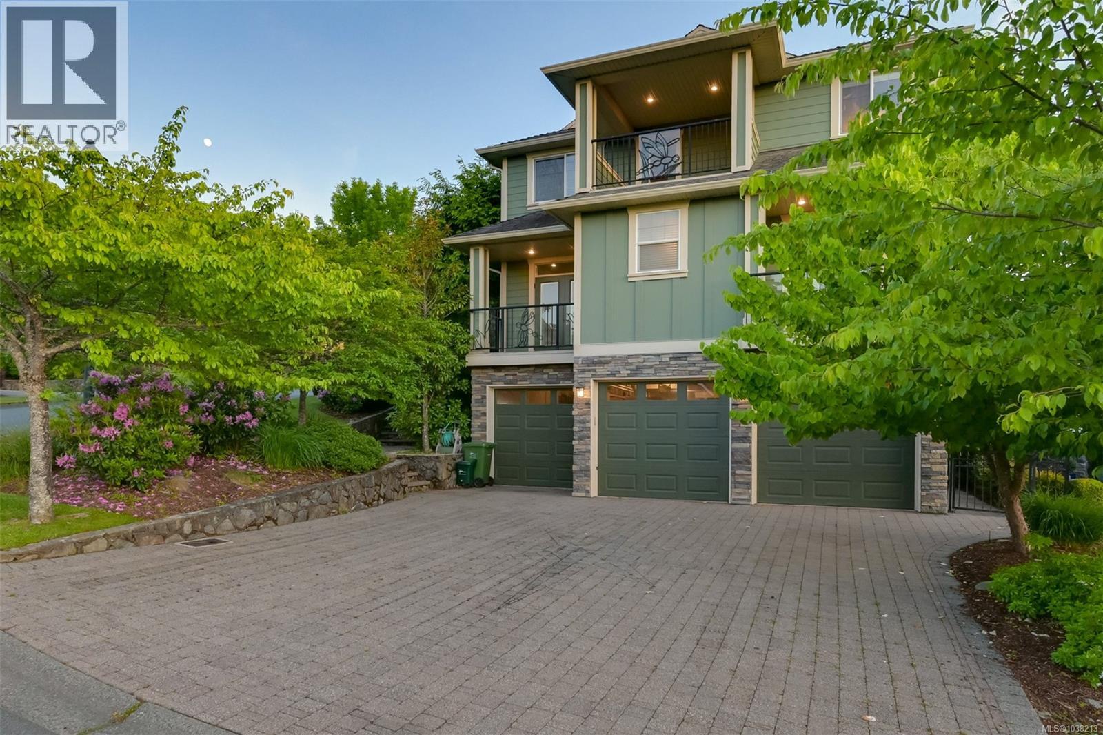 1287 Eston Pl - 86