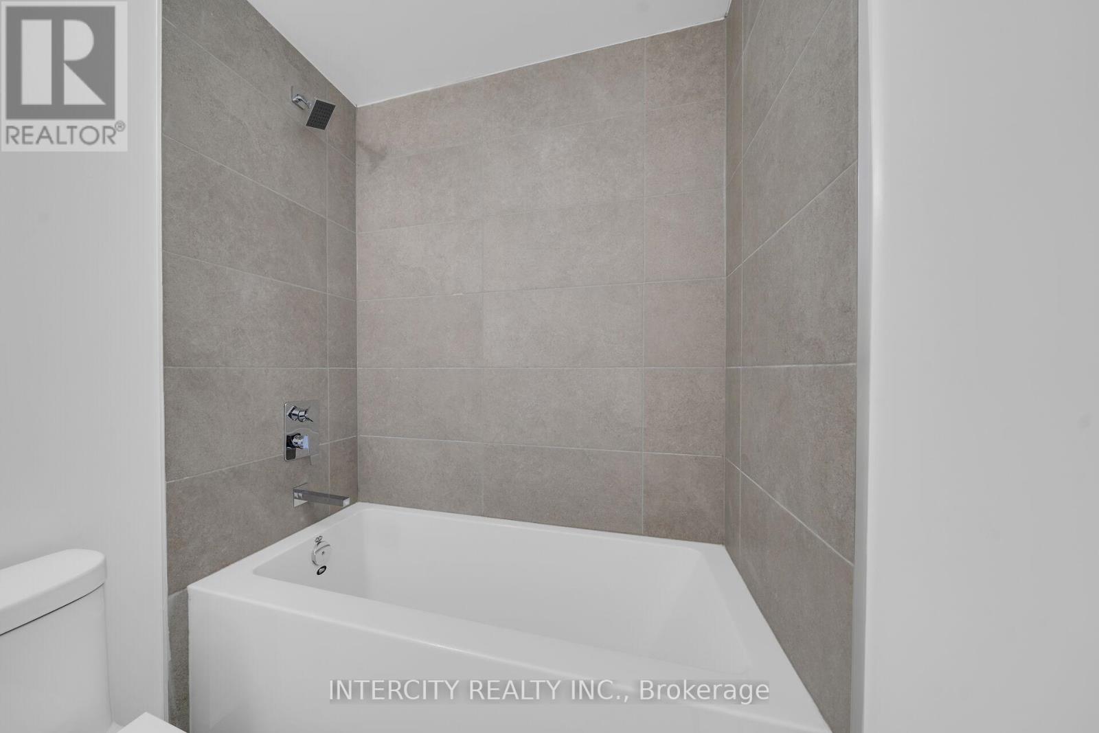#316 2075 KING ROAD - 19