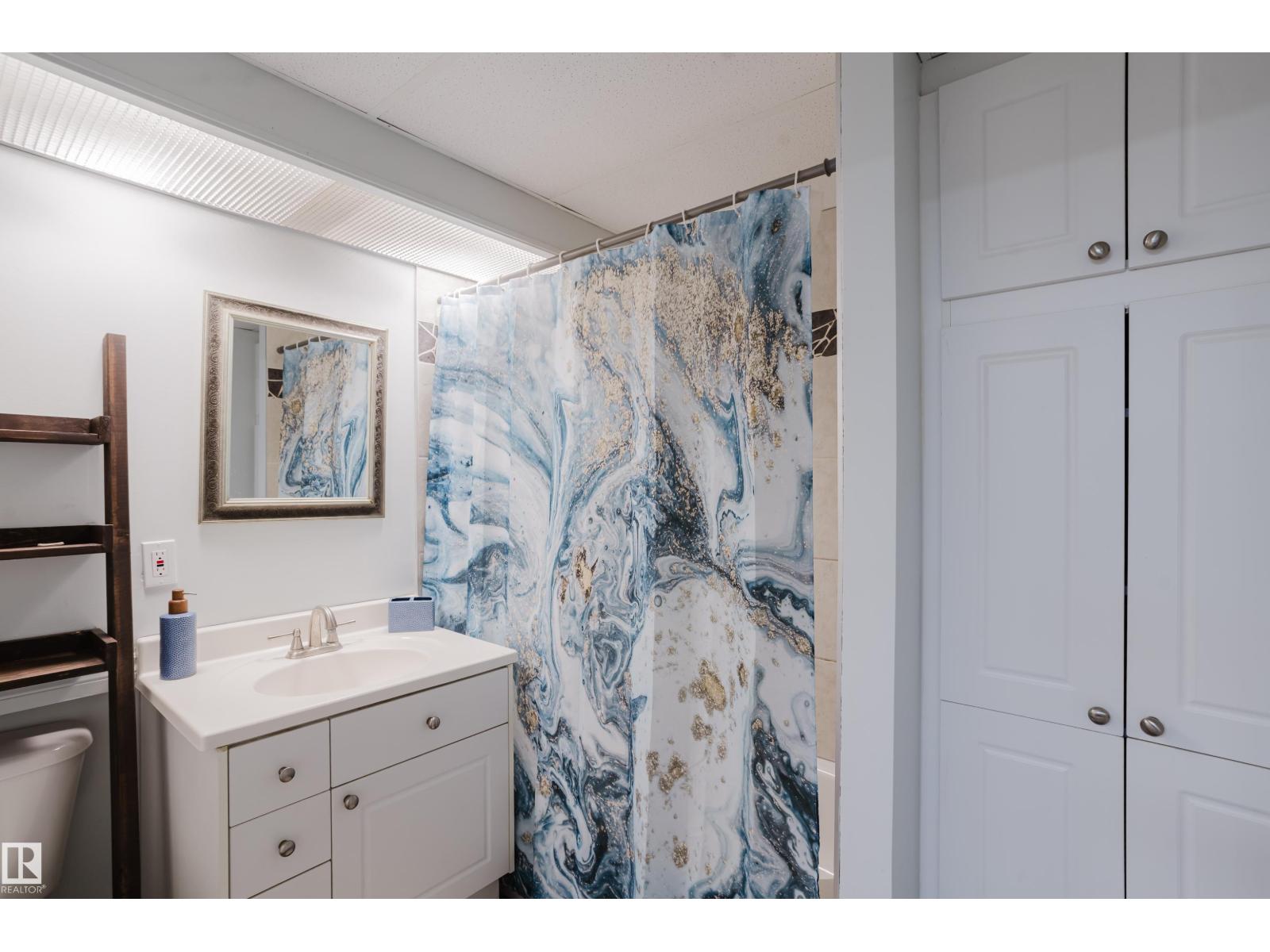 33 MILL DR — photo 22