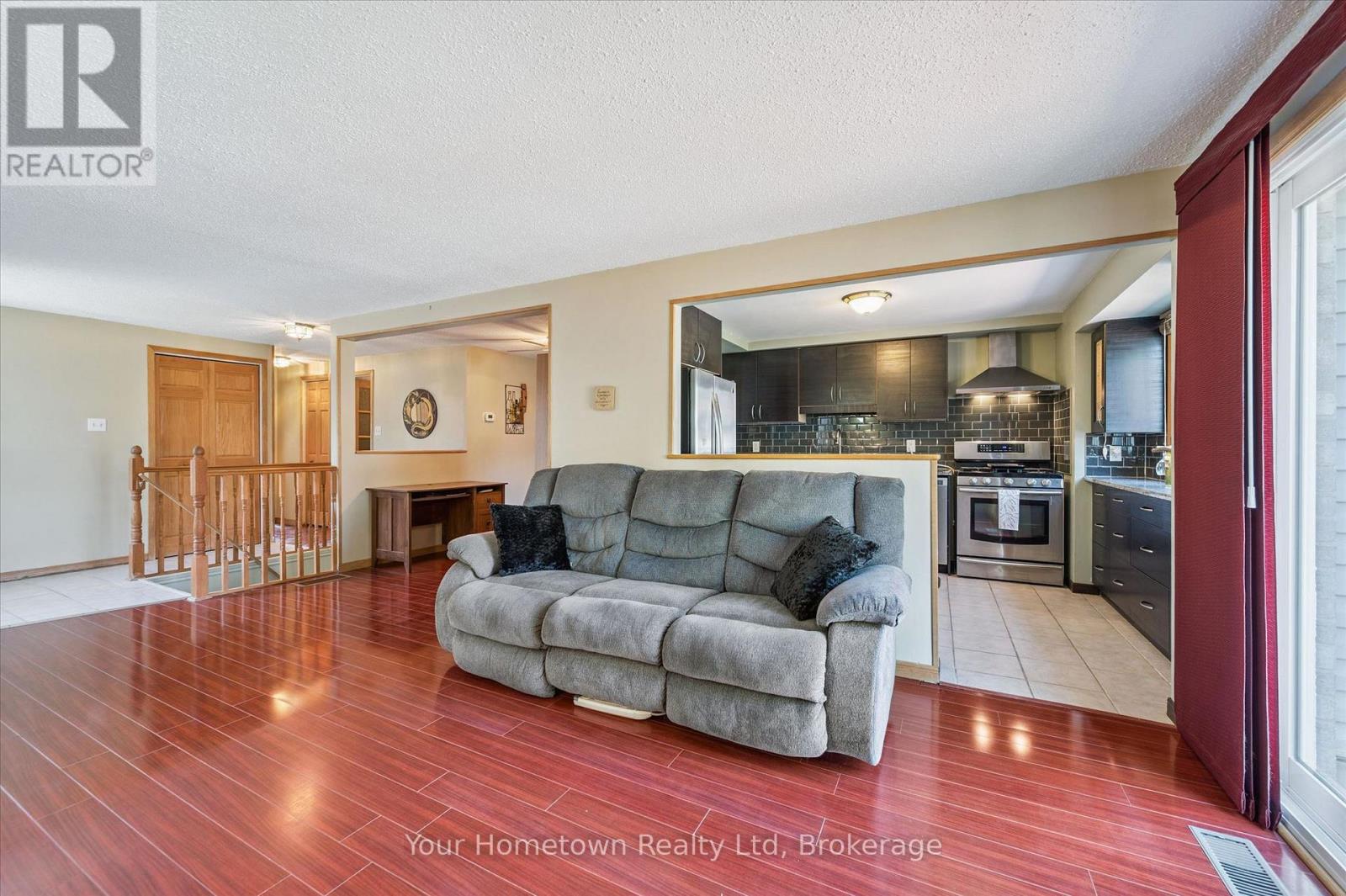 369 STRATHALLAN STREET - 11