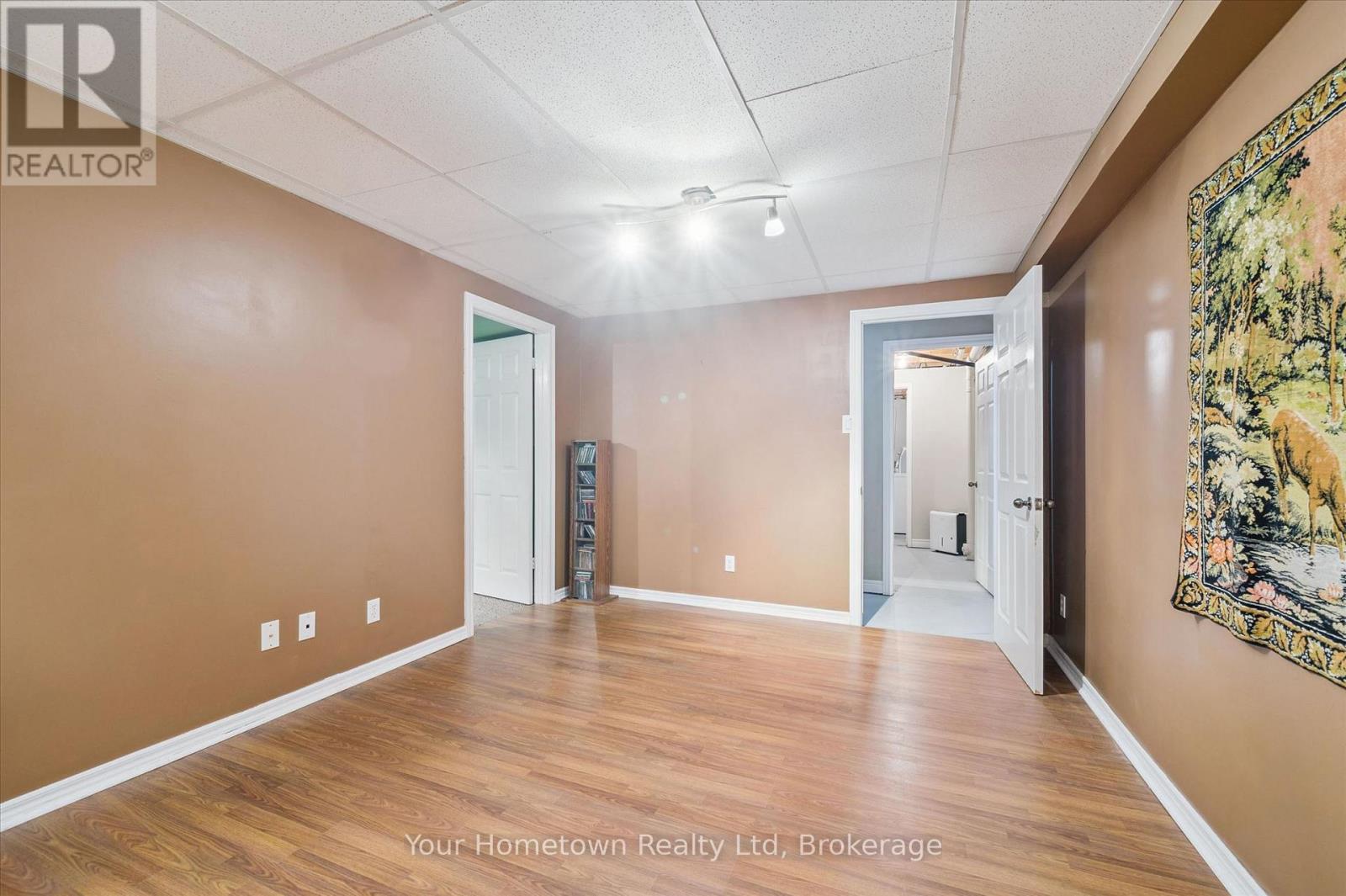 369 STRATHALLAN STREET - 28