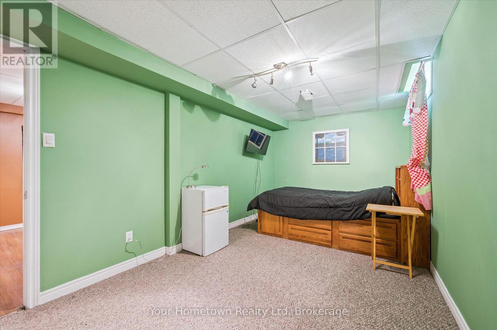 369 STRATHALLAN STREET - 30