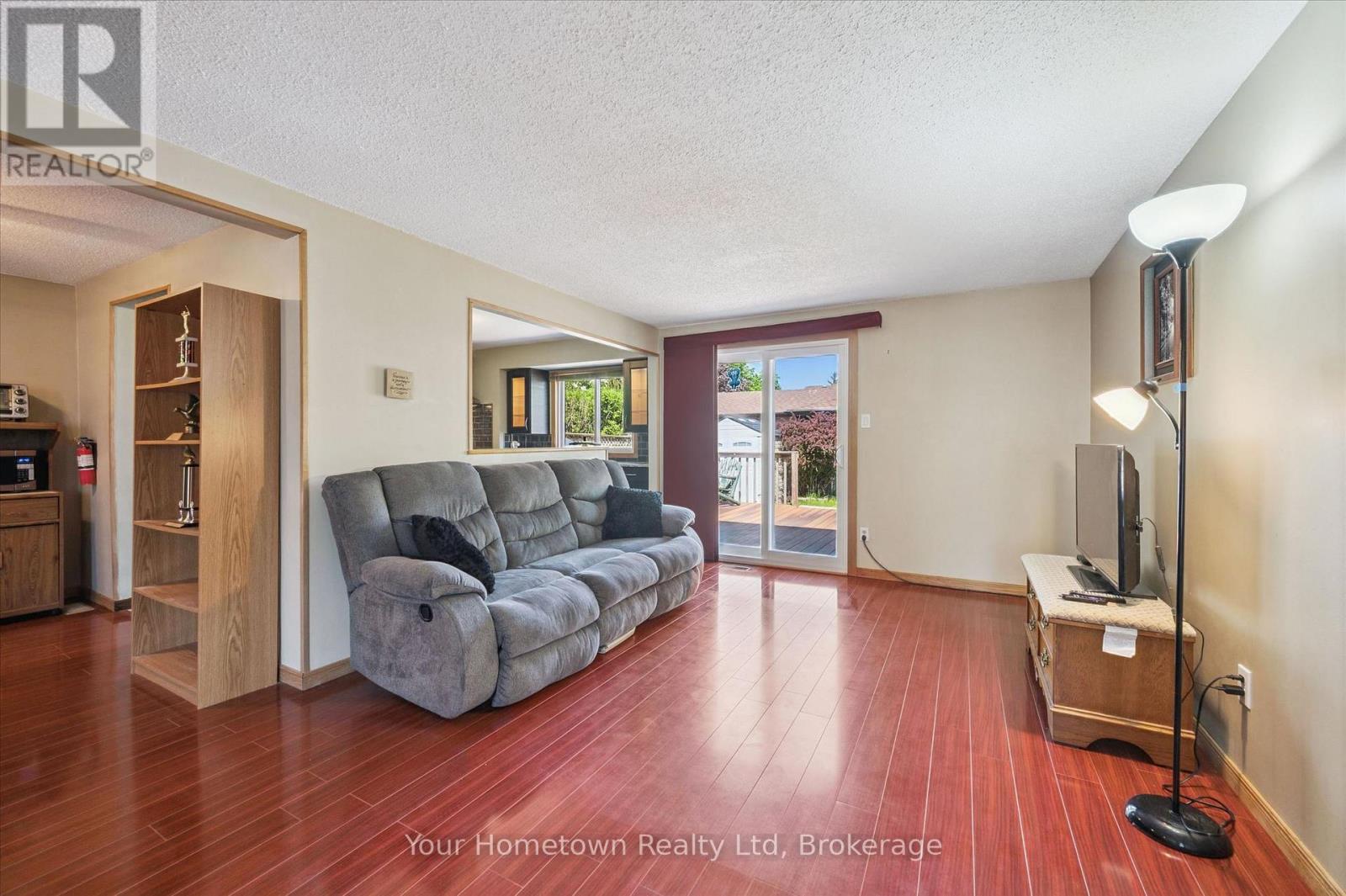369 STRATHALLAN STREET - 8