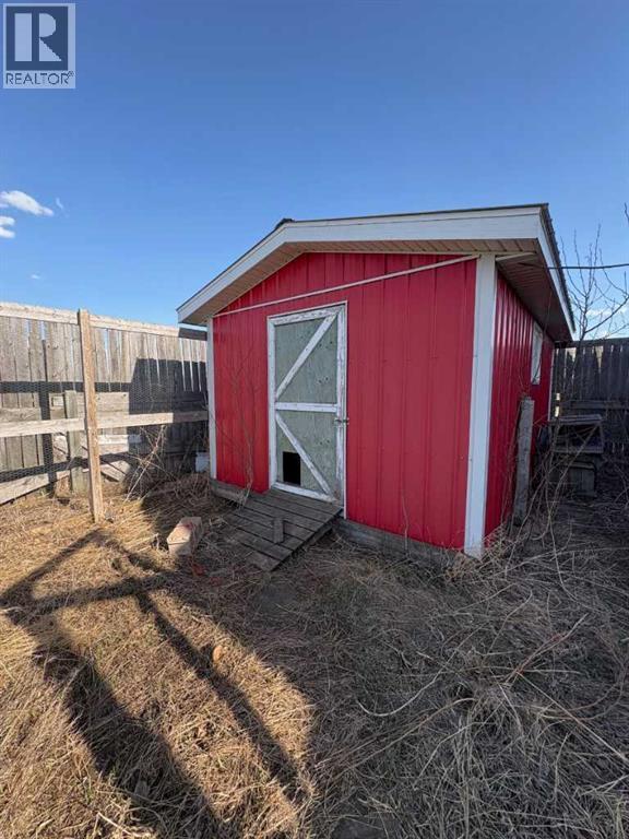40032 Range Road 220 — photo 43