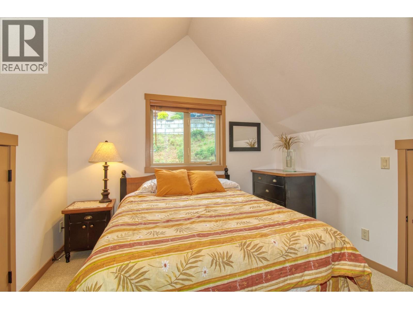 62 6931 Barcelona Drive, Kelowna