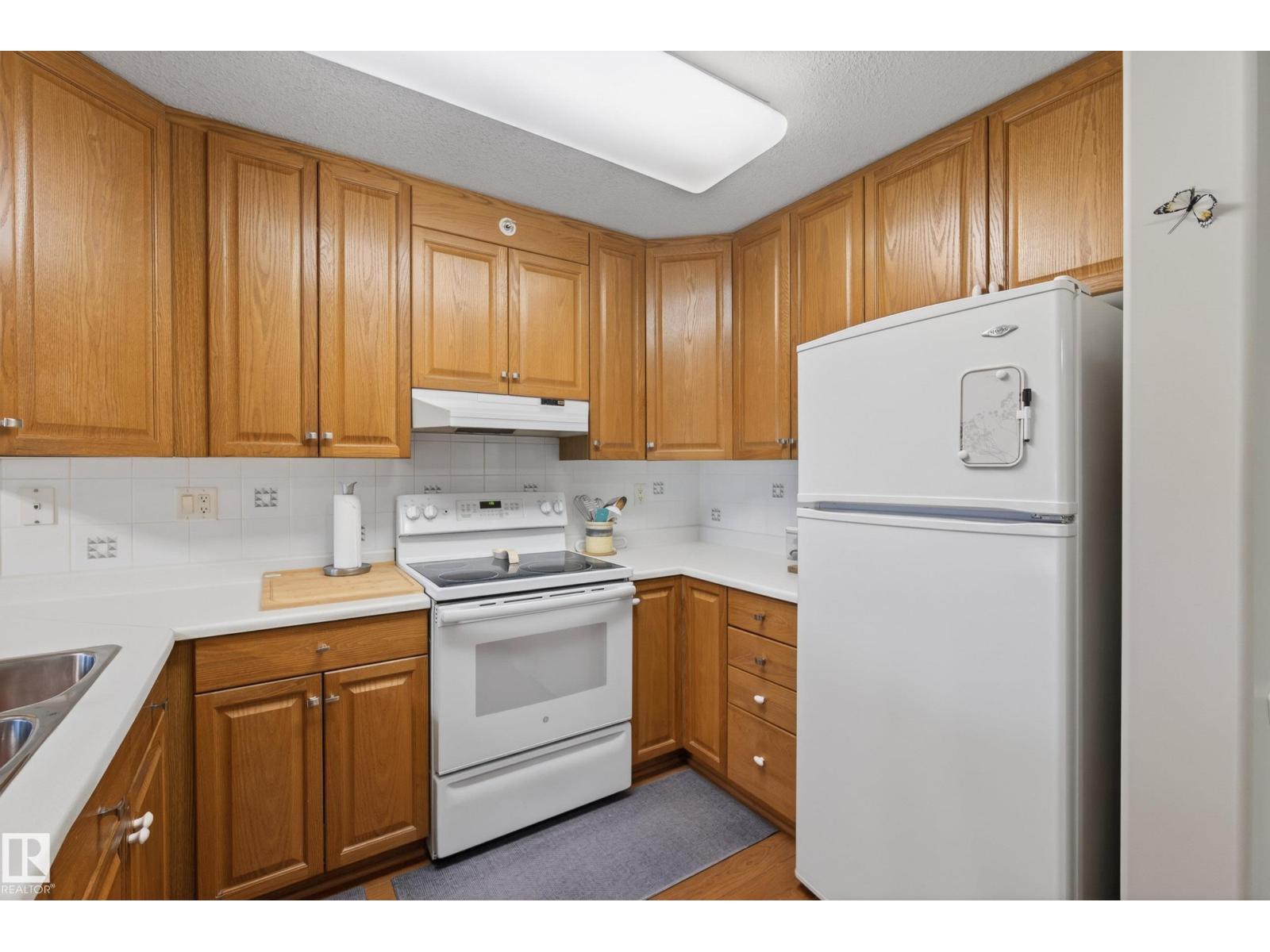 #413 8912 156 ST NW NW - 11