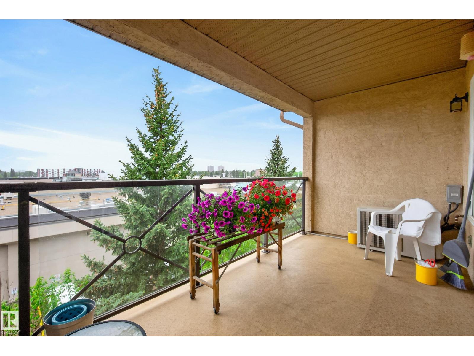 #413 8912 156 ST NW NW - 19