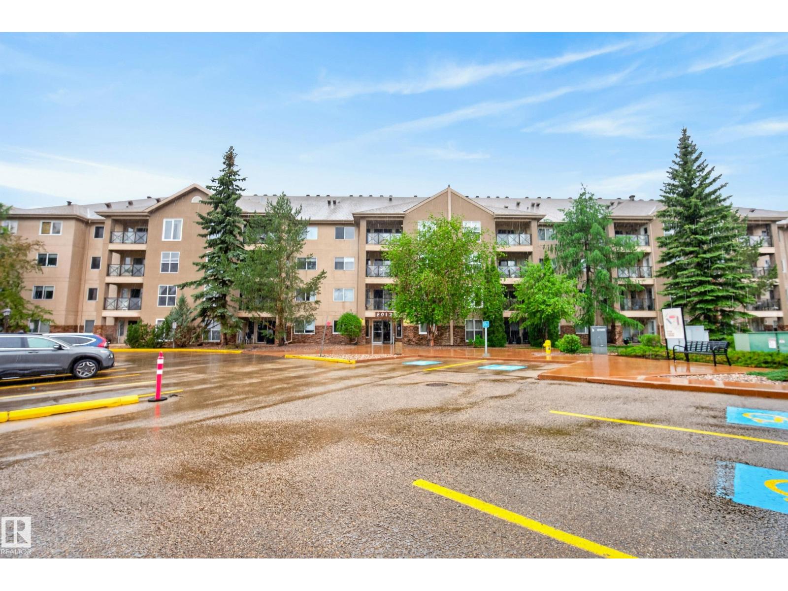 #413 8912 156 ST NW NW - 41