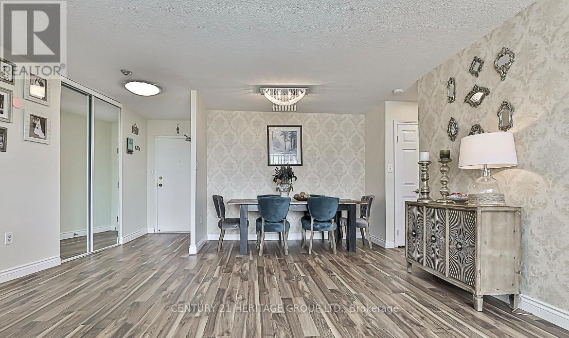 #1112 270 DAVIS DRIVE - 10