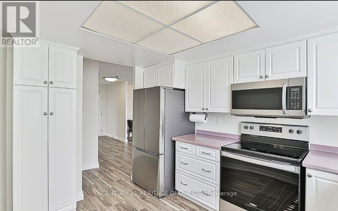 #1112 270 DAVIS DRIVE - 13