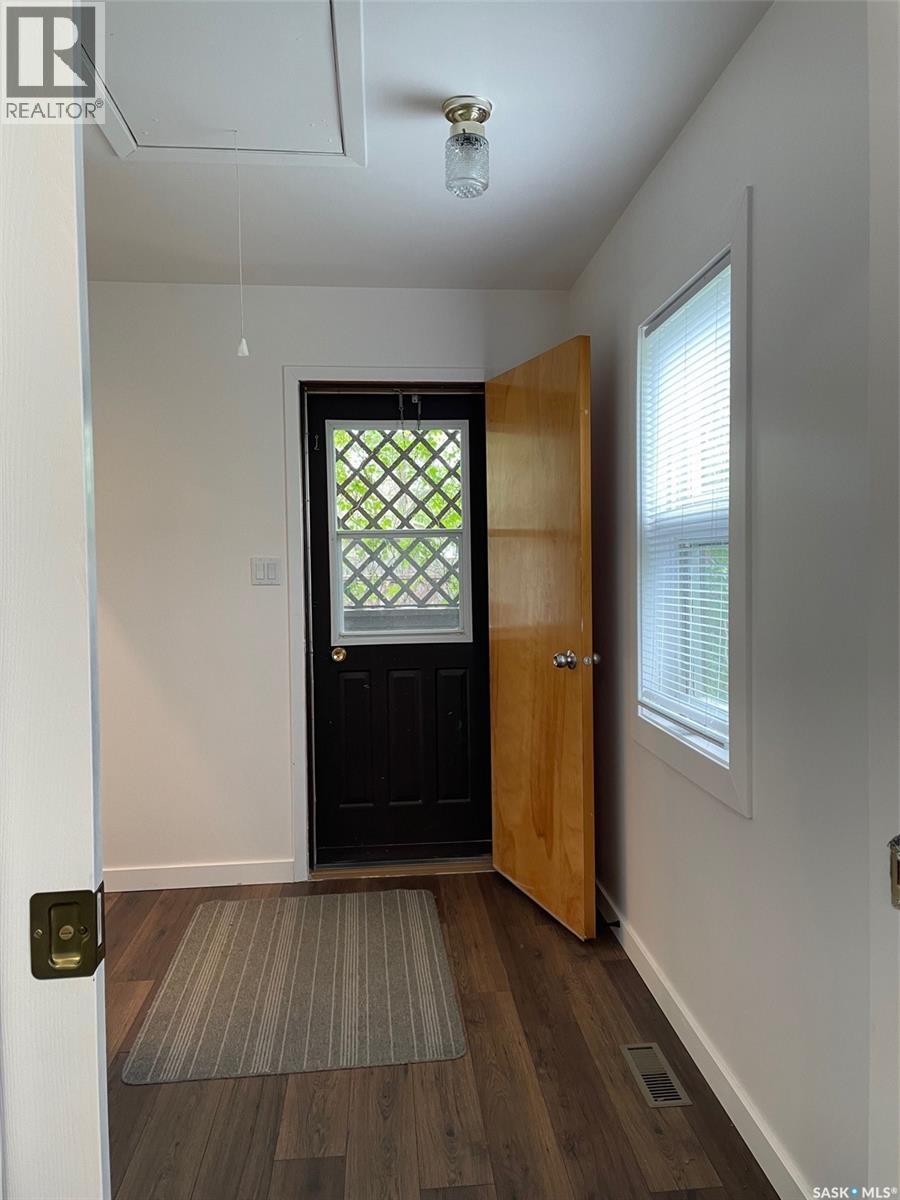 304 Brownlee STREET — photo 14